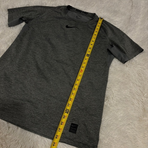 Nike Pro Dri-Fit Men’s Short Sleeve Performance Top Fitted Gray Black Swoosh Lg - Picture 4 of 11
